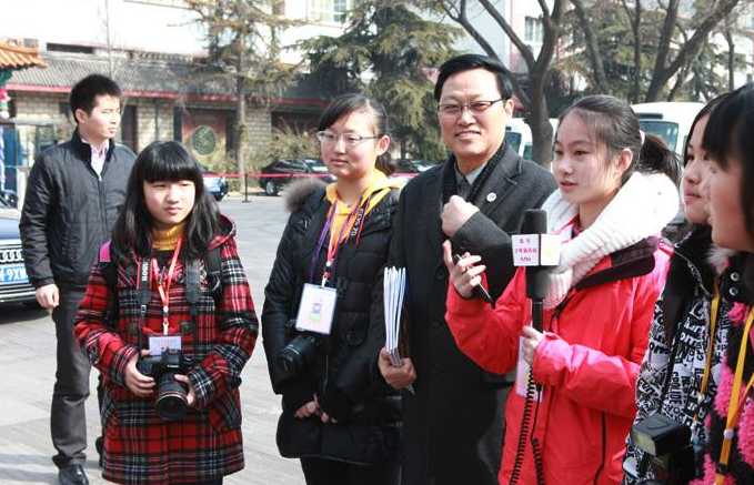 市委副書記、代市長鮑常勇對全市防汛抗旱工作提出要求