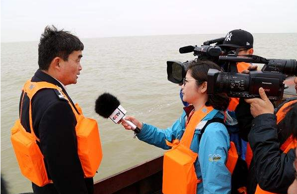 嵩縣天橋溝巧架“天橋”造仙境 貧困山村換新貌